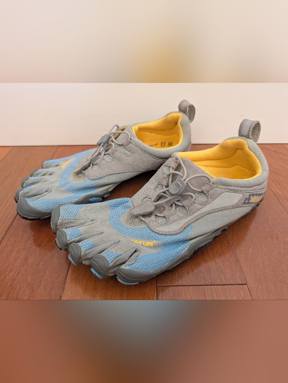 Vibram FiveFingers Bikila LS Minimalist Barefoot Running Shoes
